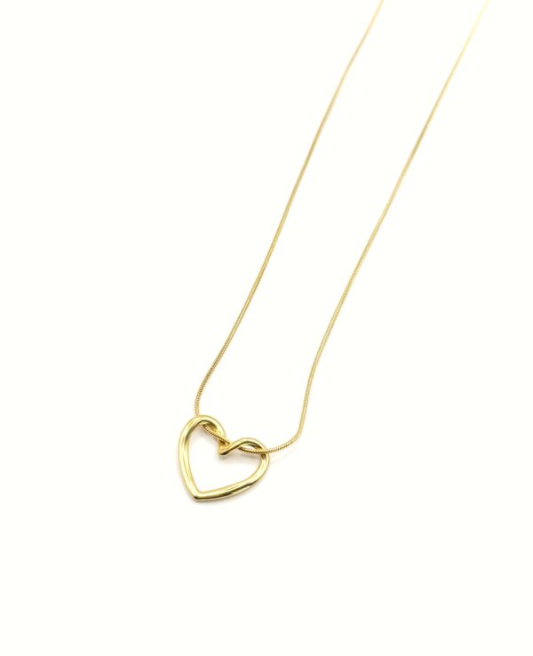CINDORELA. Gold-tone stainless steel necklace with a heart design. Ατσάλινα κολιέ, ατσάλινο κολιέ, stainless steel jewelry, stainless steel necklaces