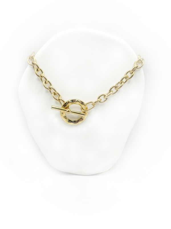 Malvina. Gold-tone stainless steel necklace with a stylish toggle clasp. Ατσάλινο κολιέ, ατσάλινα κολιέ, stainless steel jewelry